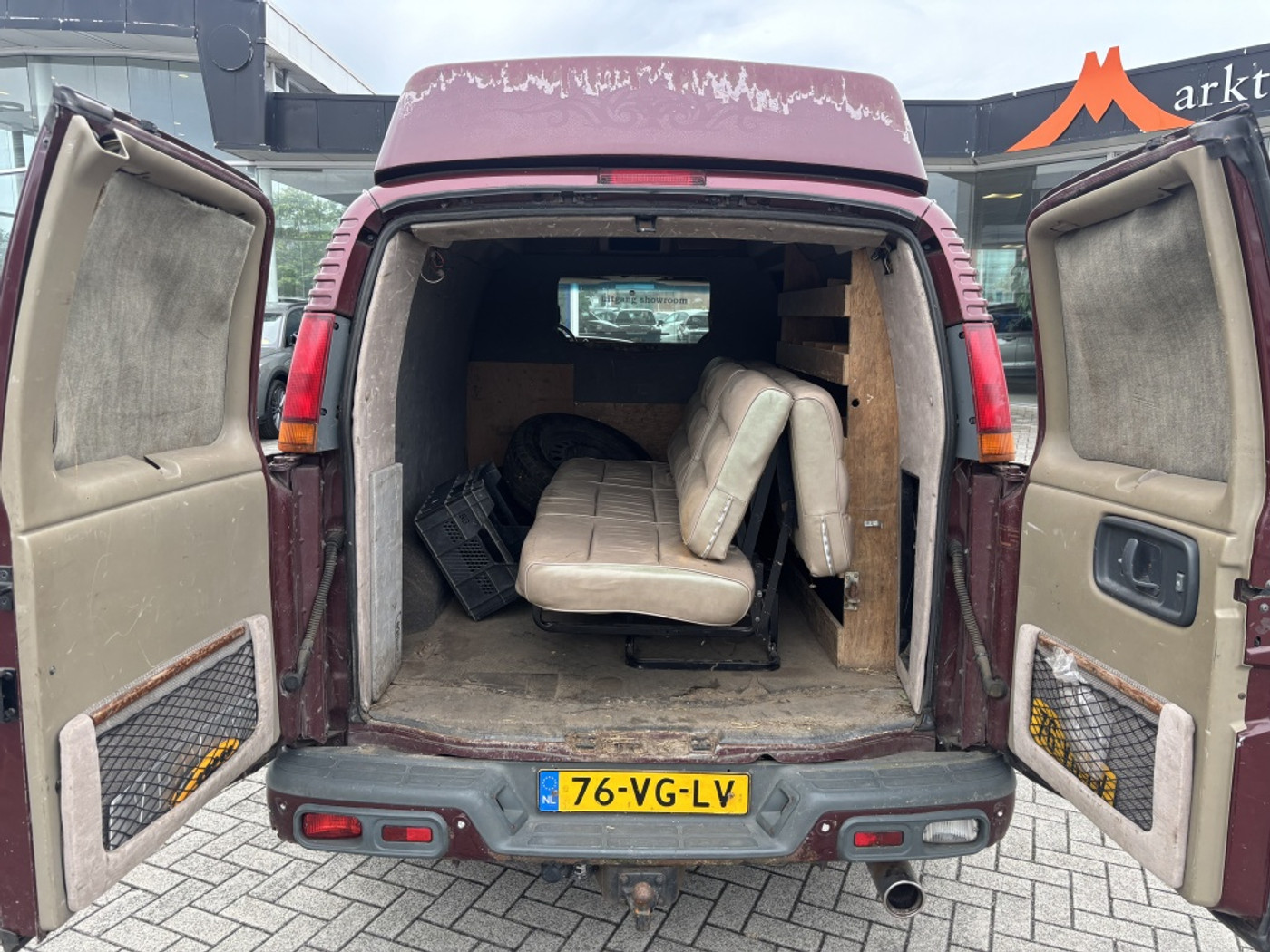 Foto van Chevrolet Chevy Van Starcraft