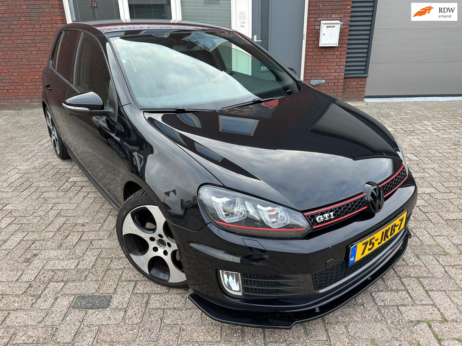 Volkswagen Golf 2.0 GTI / Navi / Clima / Stoelverw / Cruise / 5DRS / NAP 2009 - voorkant