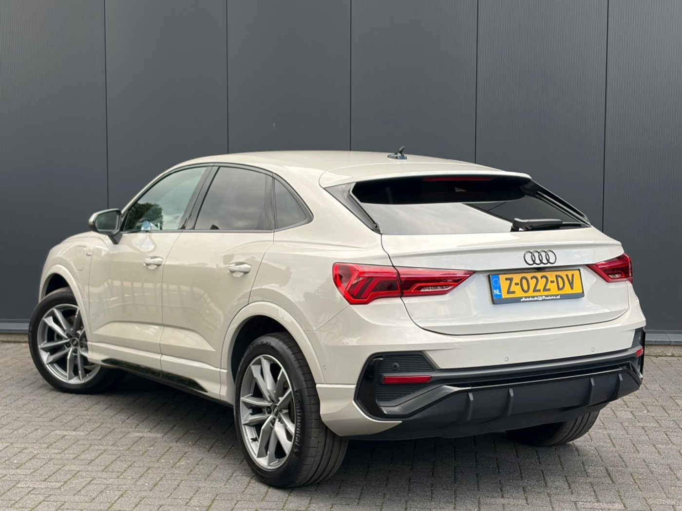 Foto van Audi Q3 Sportback E-tron