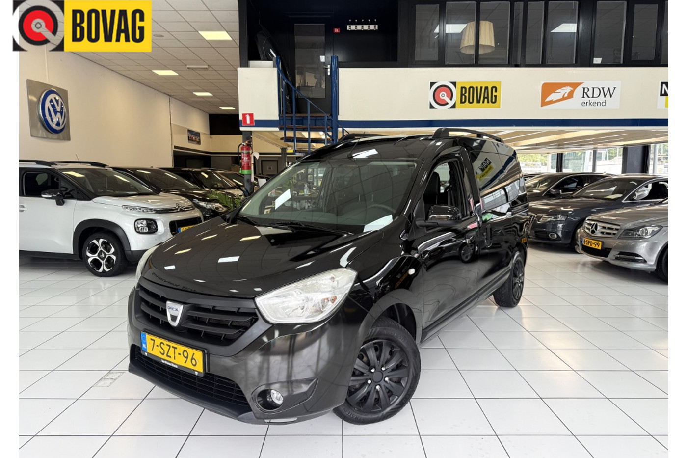 Dacia Dokker 1.2 TCe Lauréate Airco 2014 - voorkant