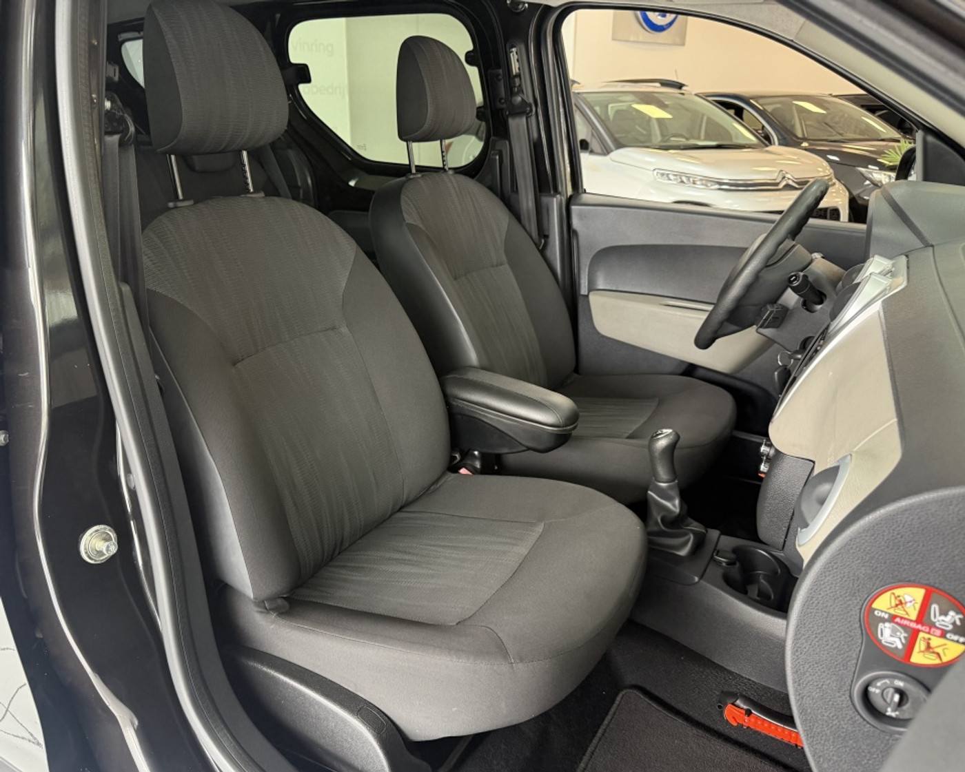 Foto van Dacia Dokker