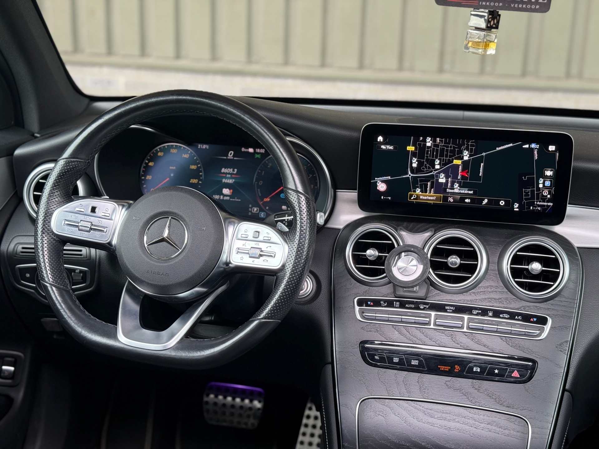 Foto van Mercedes-Benz GLC 300 E 4Matic