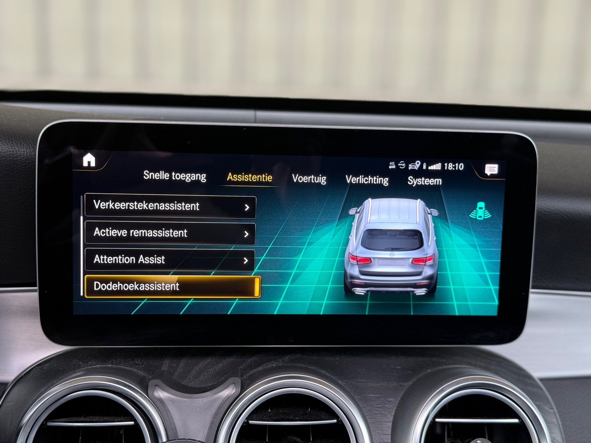 Foto van Mercedes-Benz GLC 300 E 4Matic