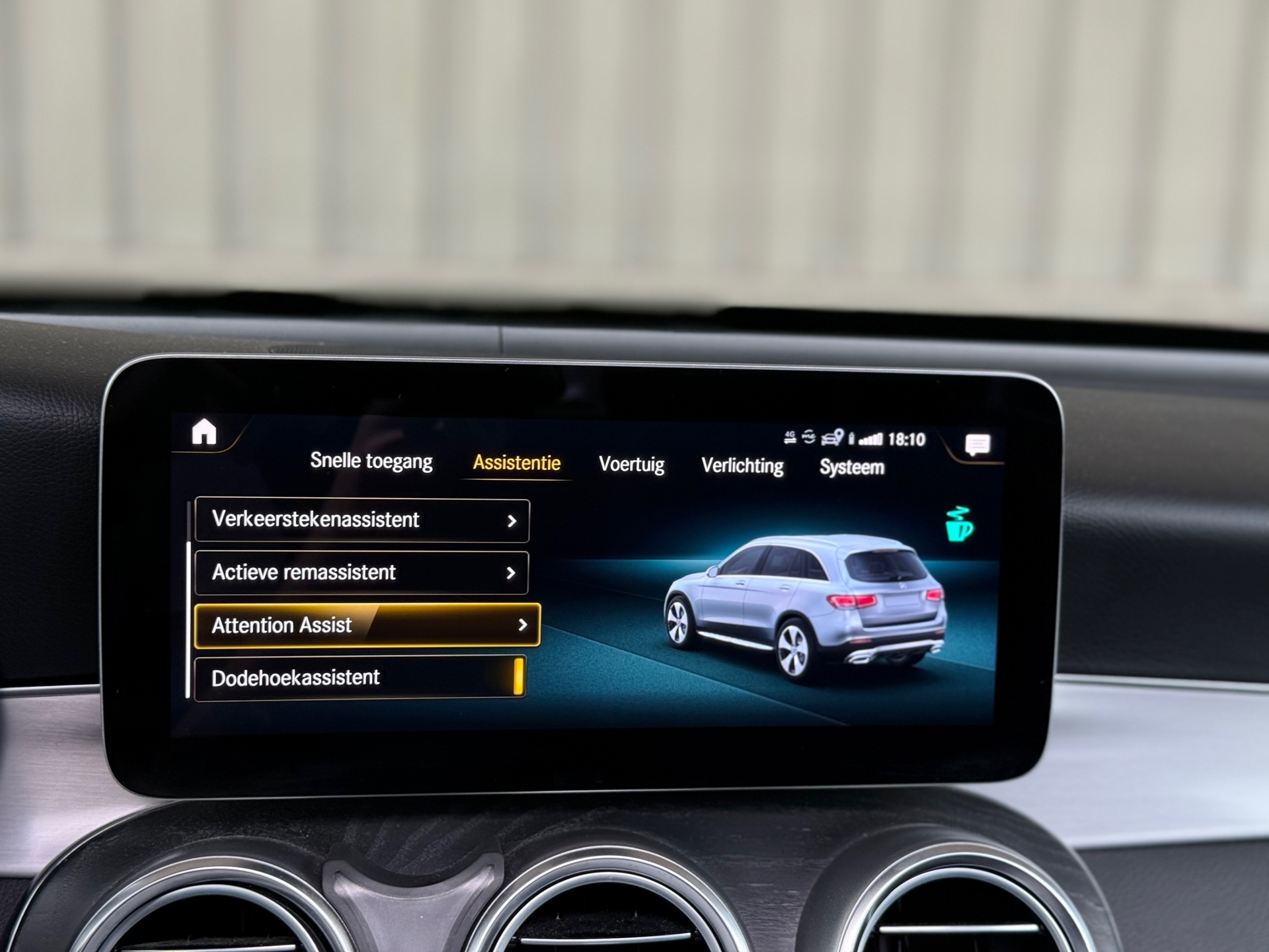 Foto van Mercedes-Benz GLC 300 E 4Matic