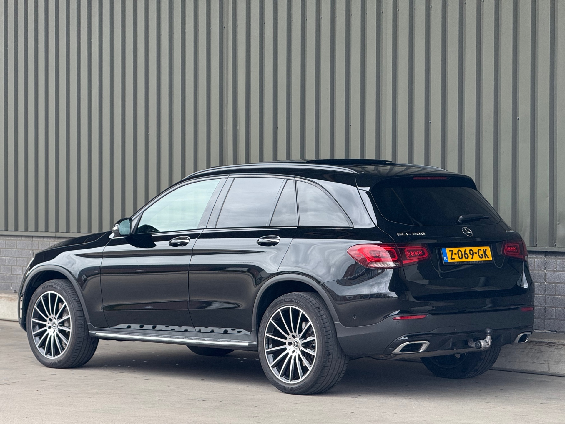 Foto van Mercedes-Benz GLC 300 E 4Matic