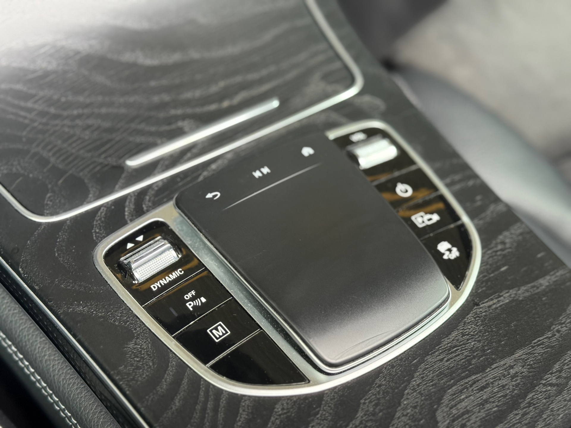 Foto van Mercedes-Benz GLC 300 E 4Matic