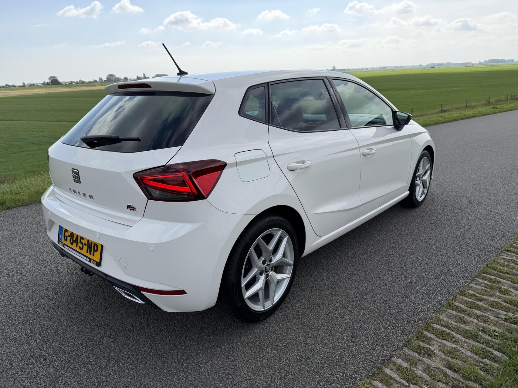 Foto van Seat Ibiza
