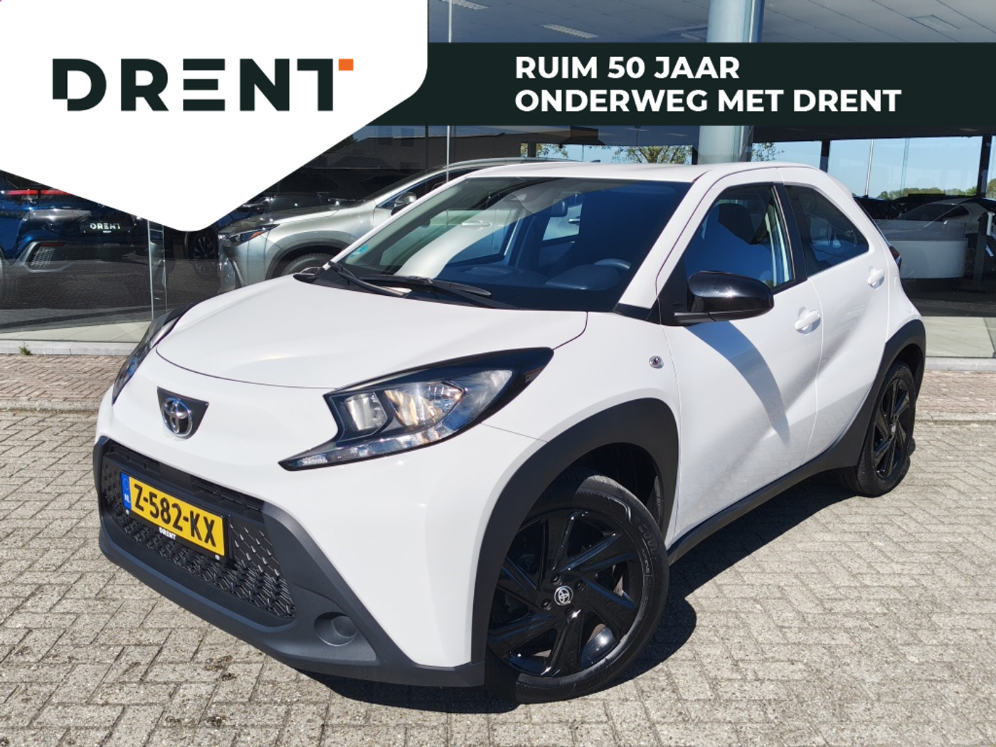 Toyota Toyota Aygo X 1.0 VVT-i S-CVT Play | Automaat | Lm Velgen | StoelverwarmingAnd 2022 - voorkant