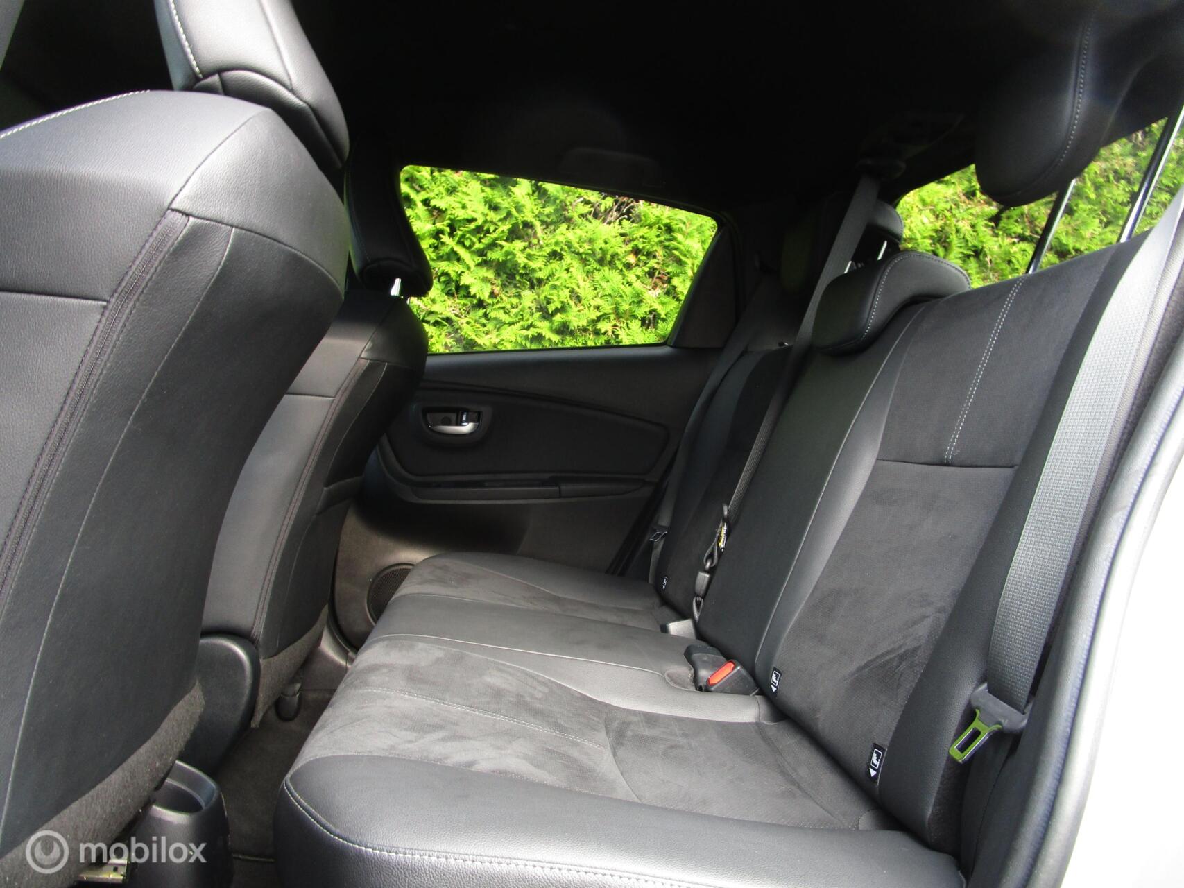 Foto van Toyota Toyota Yaris Hybrid