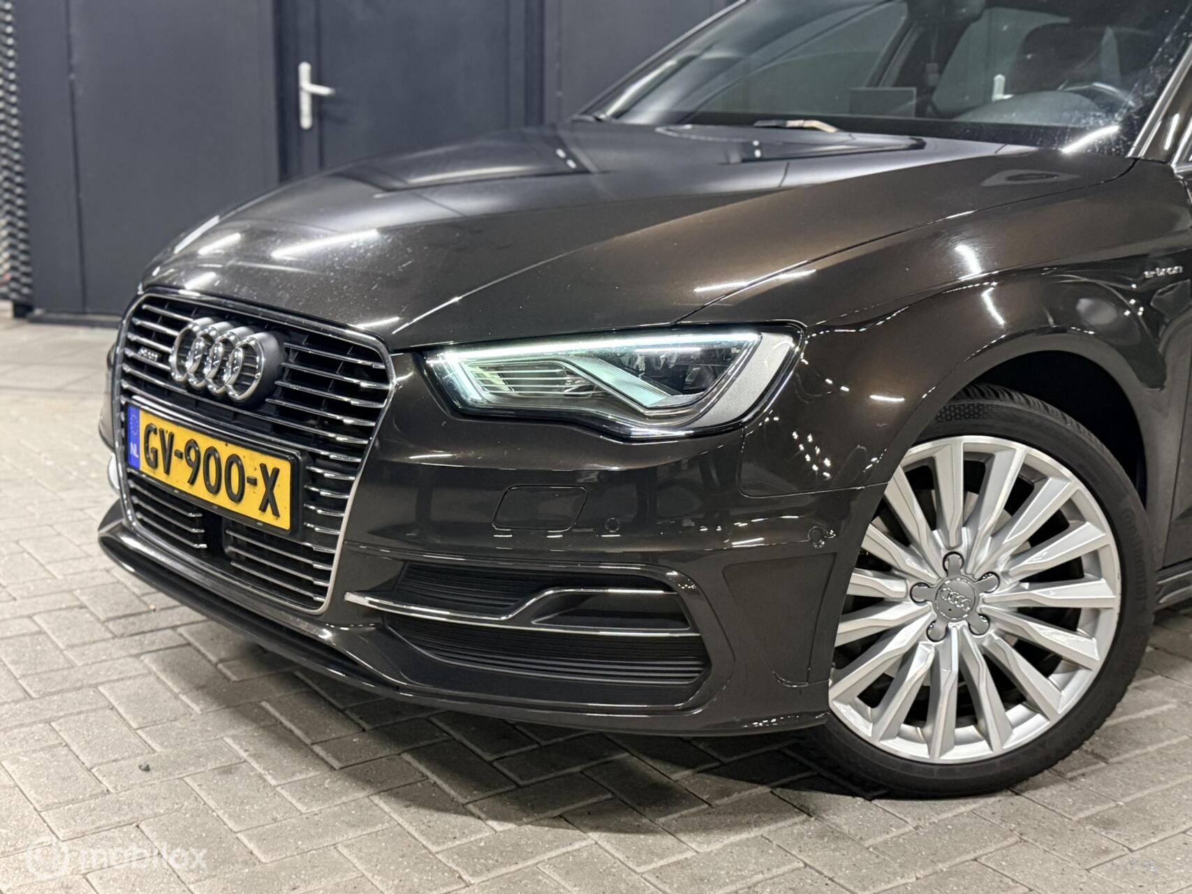 Foto van Audi A3 Sportback E-tron
