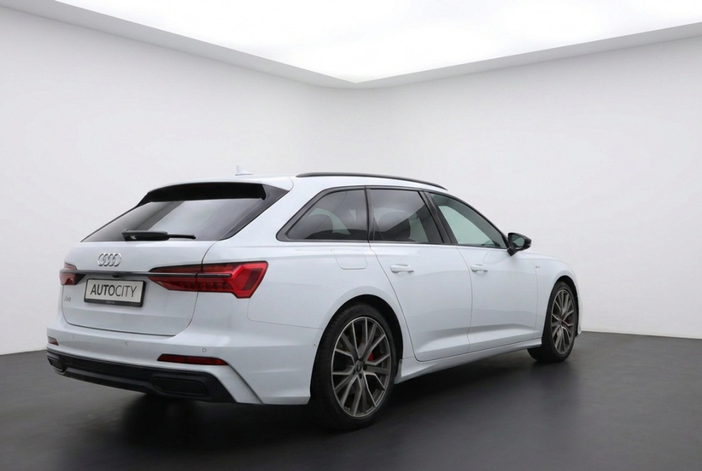 Foto van Audi A6 Avant 55 TFSI E