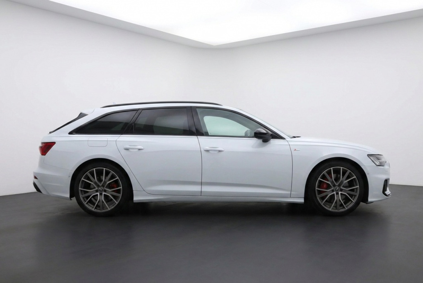 Foto van Audi A6 Avant 55 TFSI E