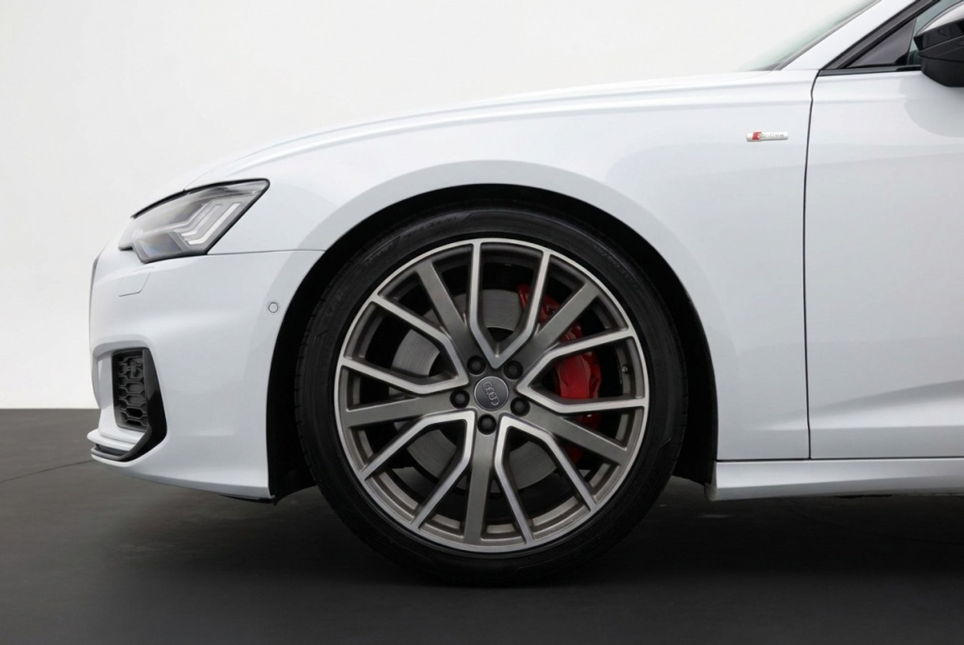 Foto van Audi A6 Avant 55 TFSI E