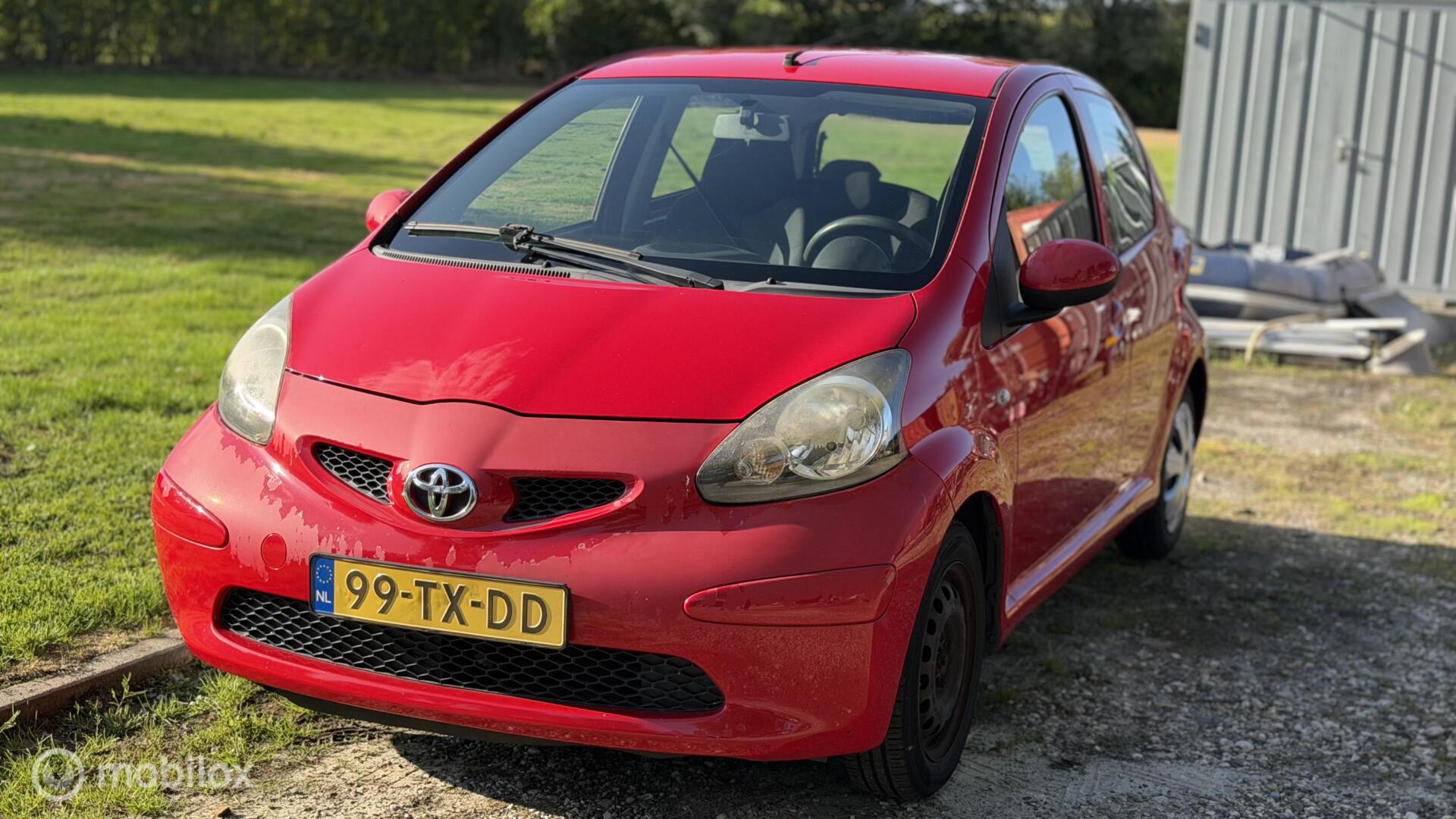 Toyota Toyota Aygo 1.0-12V + 2007 - voorkant