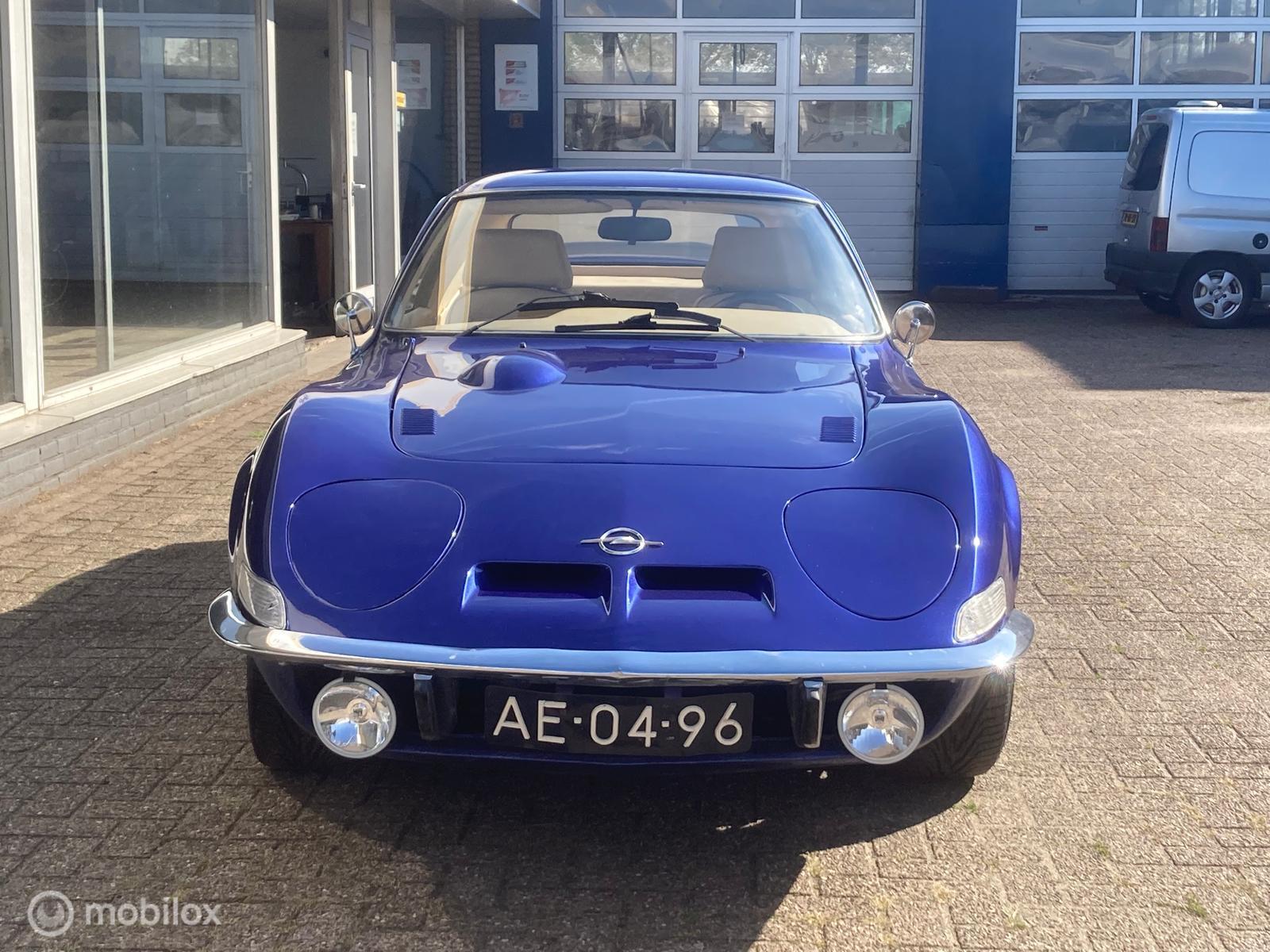 Foto van Opel GT