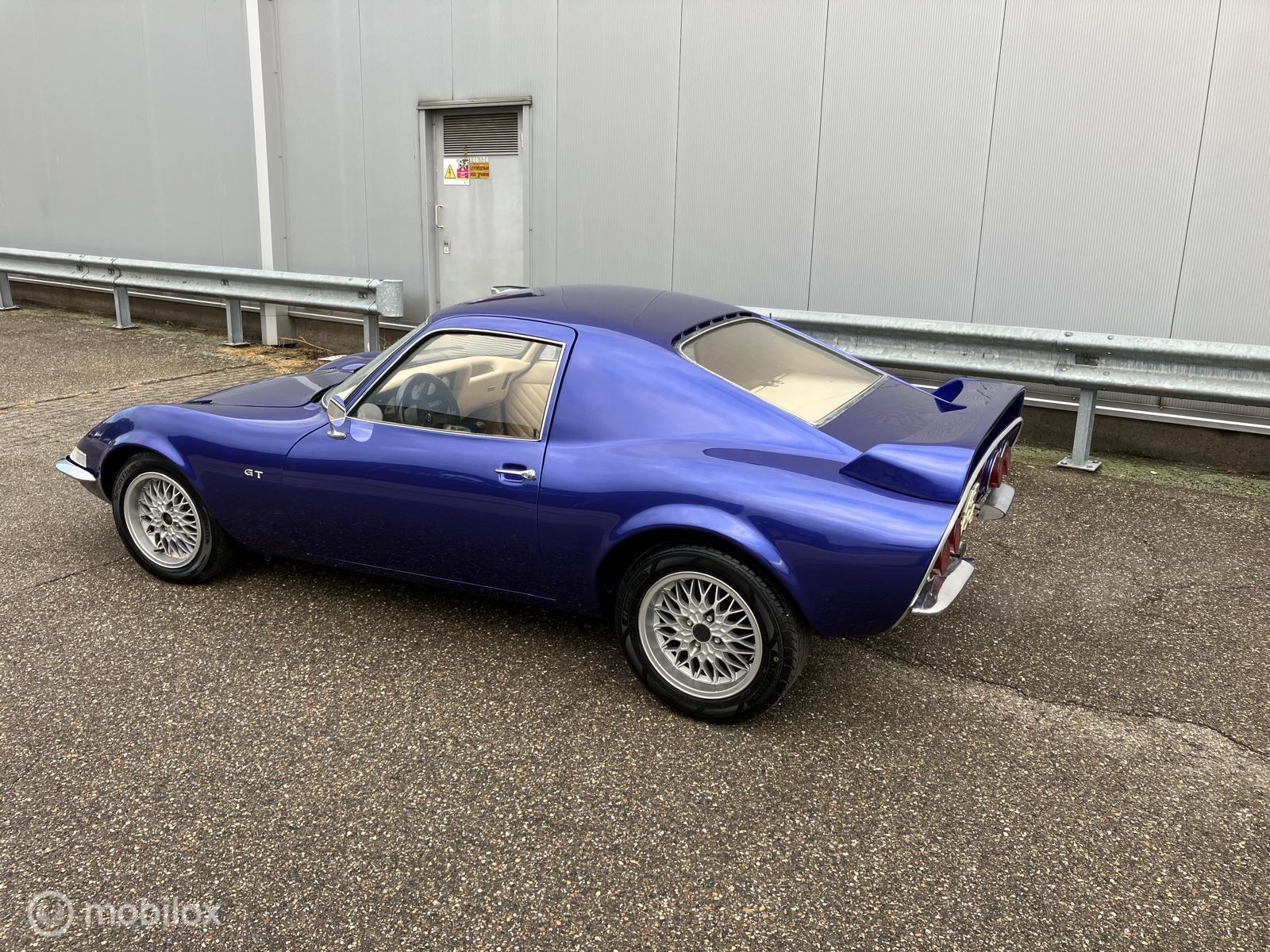 Foto van Opel GT