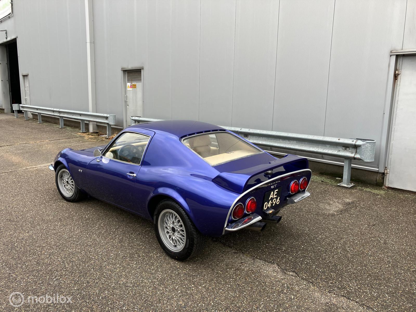 Foto van Opel GT