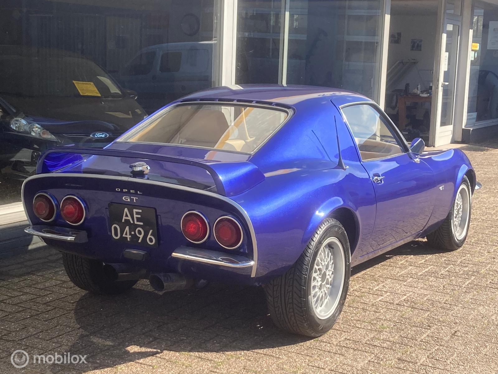 Foto van Opel GT