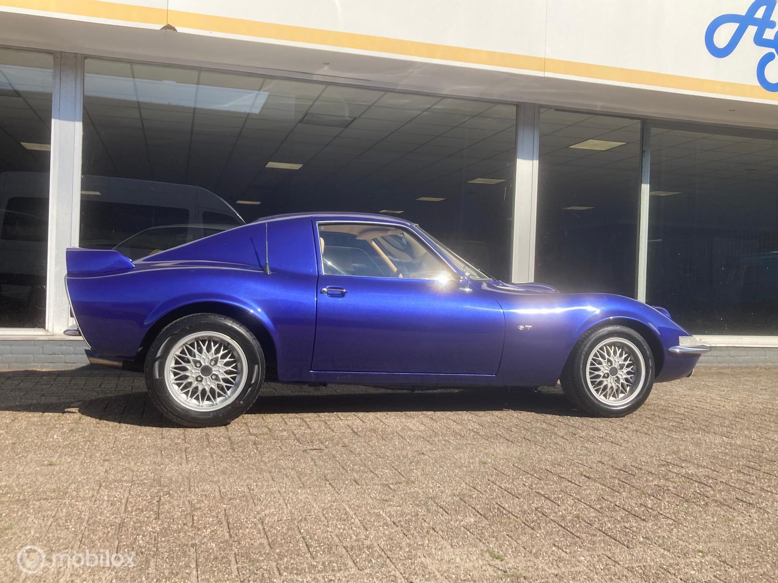 Foto van Opel GT