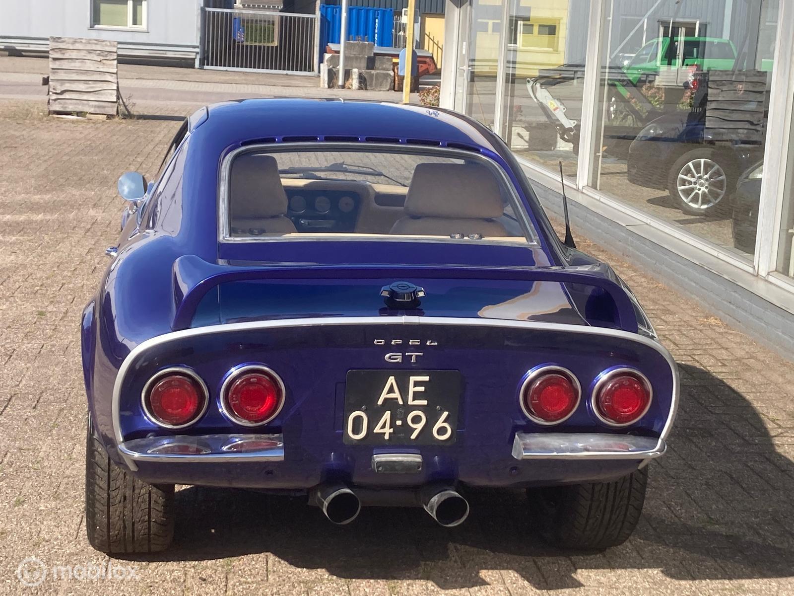 Foto van Opel GT