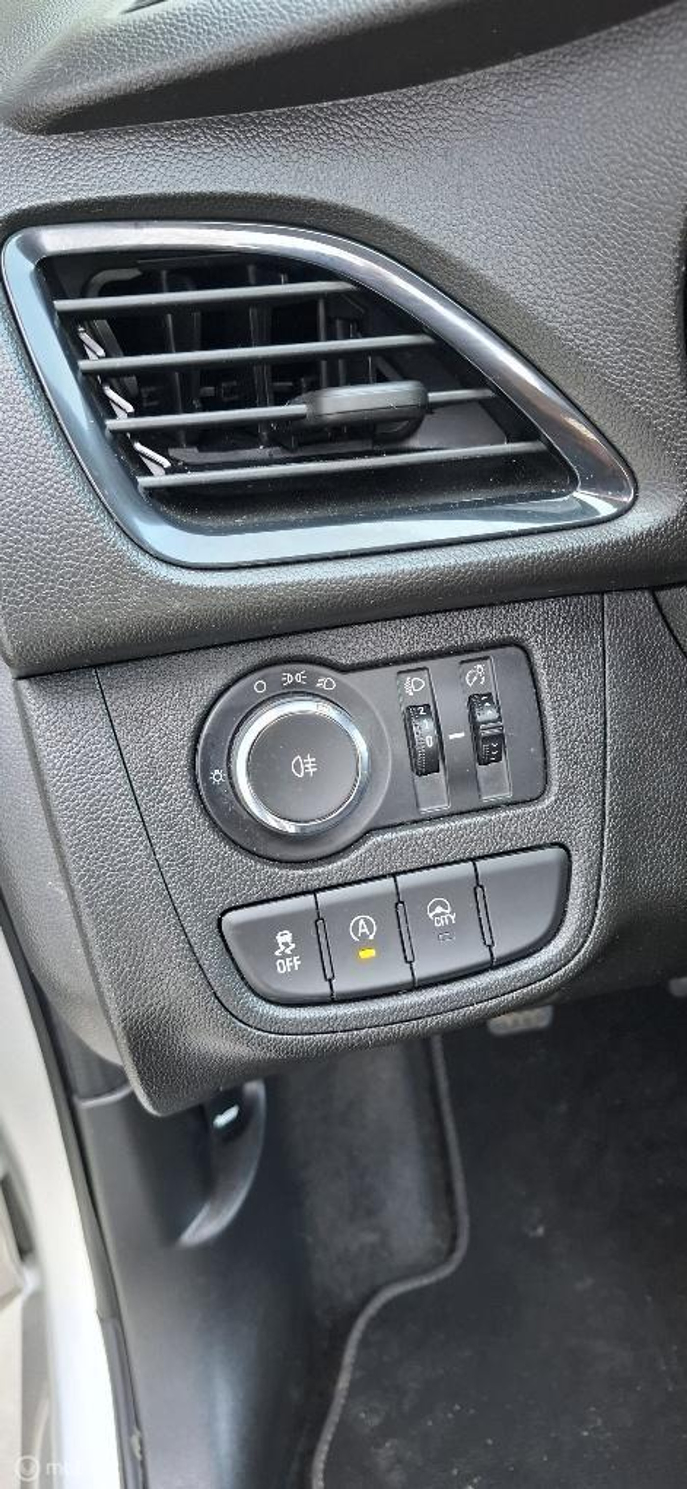 Foto van Opel Karl / Viva