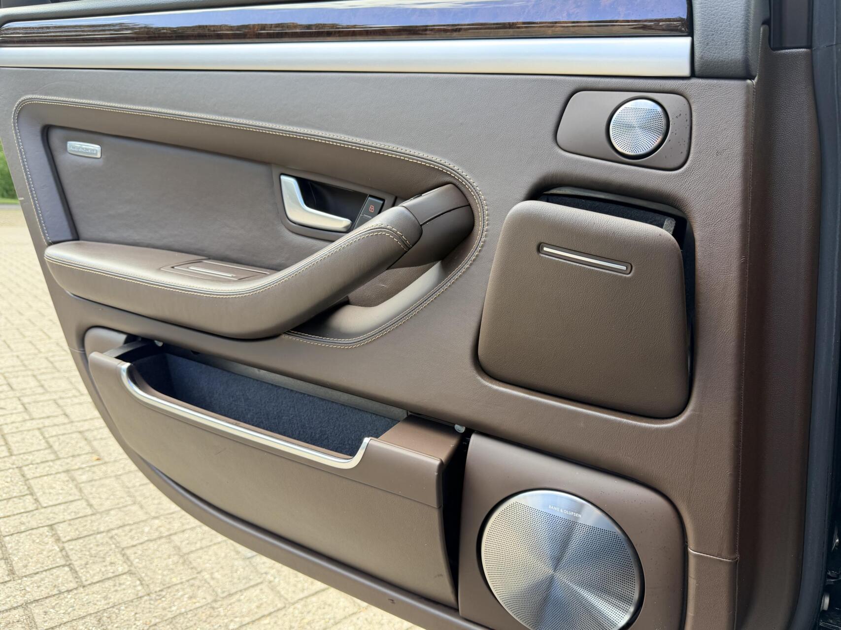 Foto van Audi Audi A8l