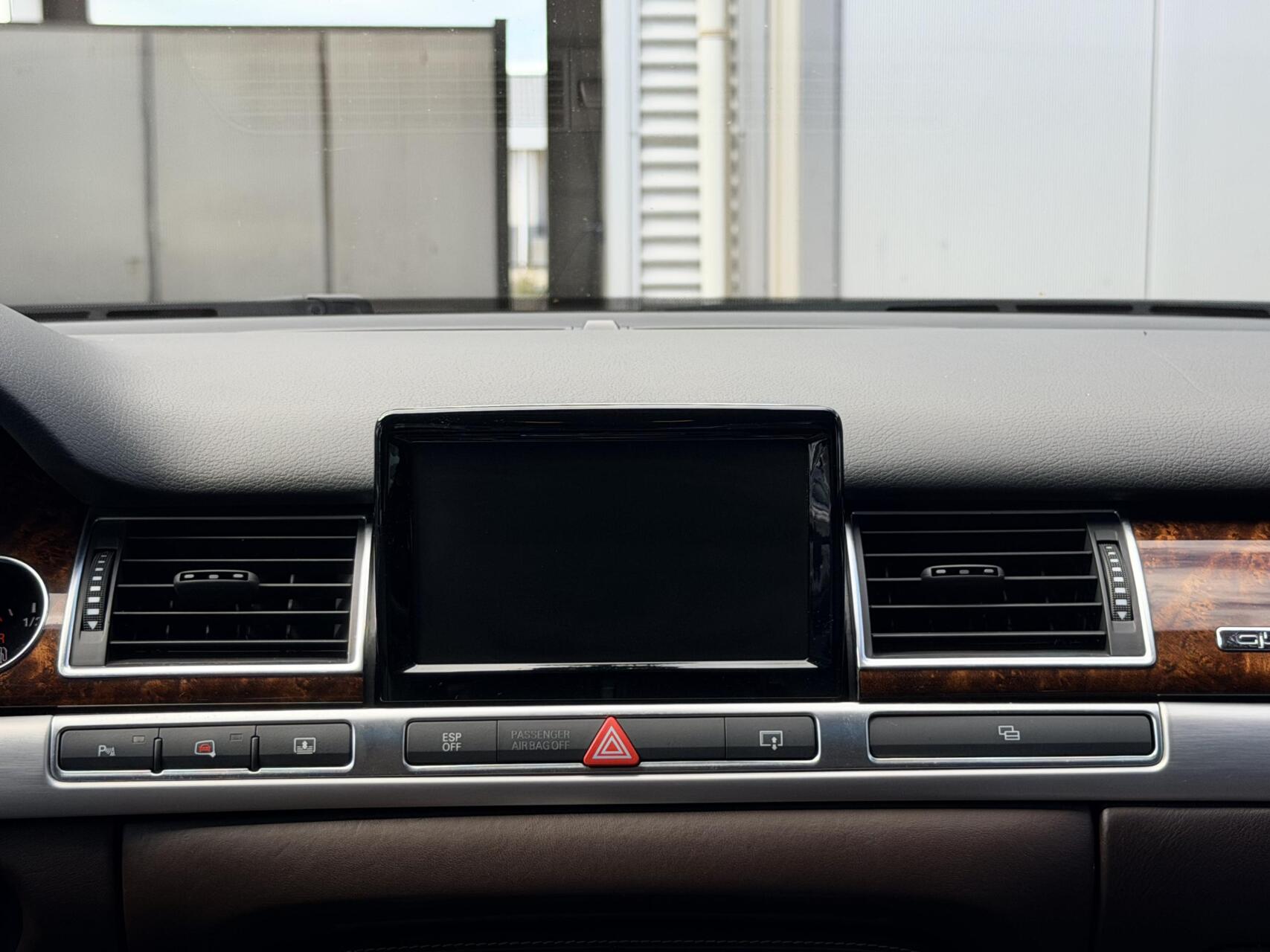 Foto van Audi Audi A8l