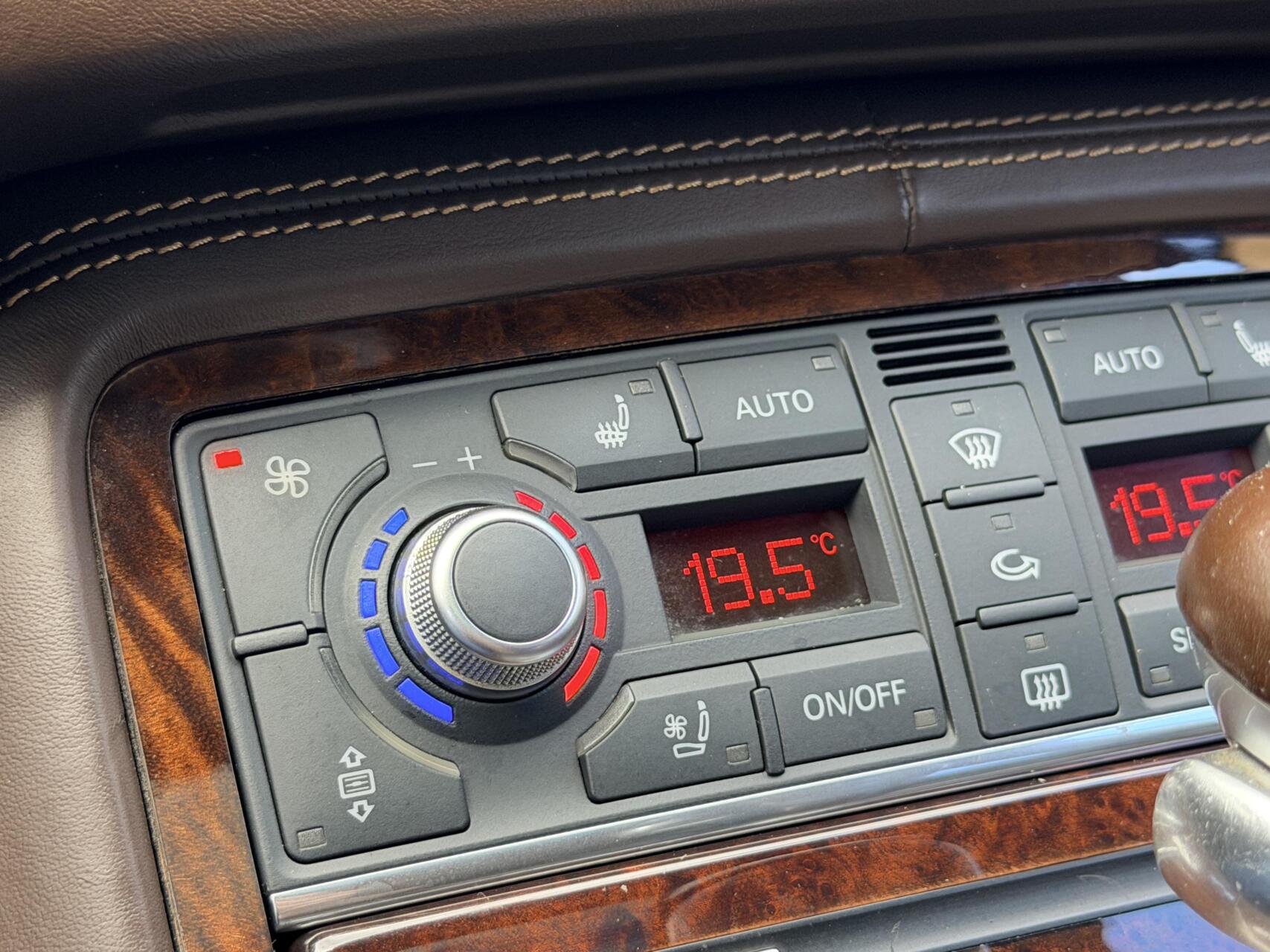 Foto van Audi Audi A8l