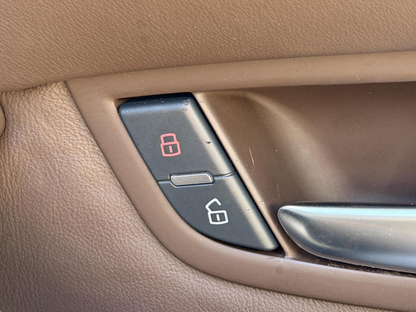 Foto van Audi Audi A8l