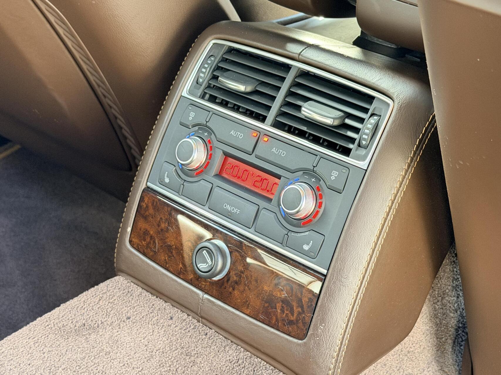 Foto van Audi Audi A8l