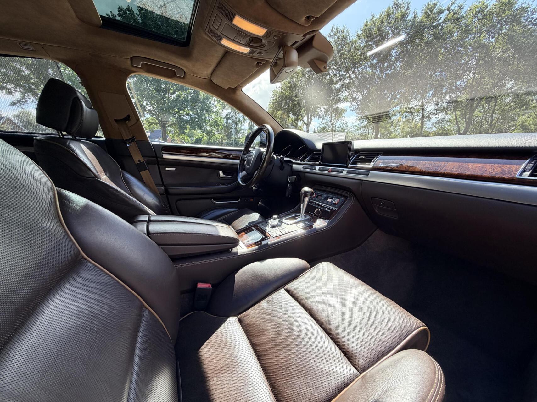 Foto van Audi Audi A8l