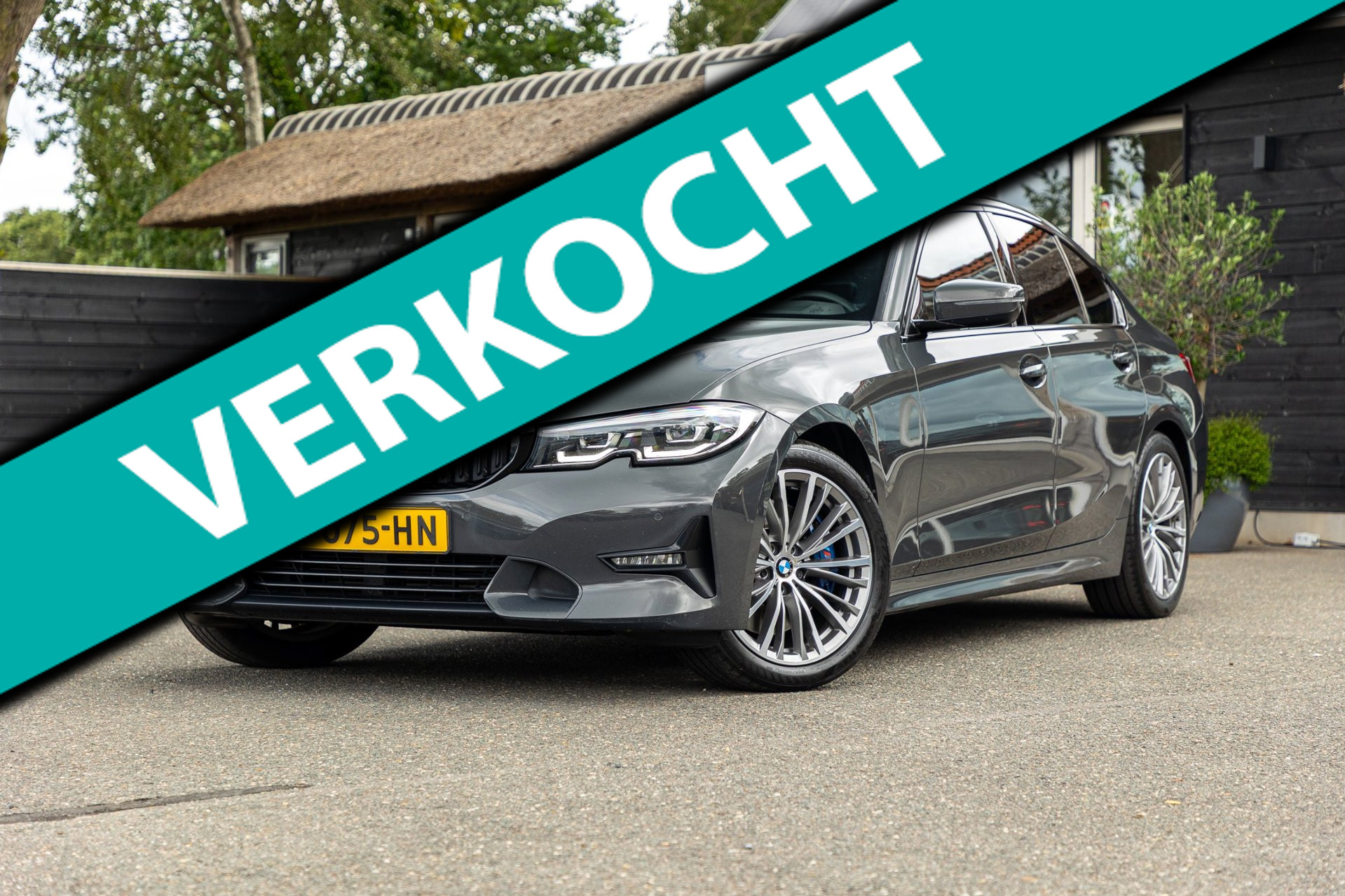 BMW 318d 318d 190 PK High Executive Edition Dravitgrau metallic I Leder I Led I HiFi I Head Up I Sportstoelen I NL Auto I NAP 2019 - voorkant