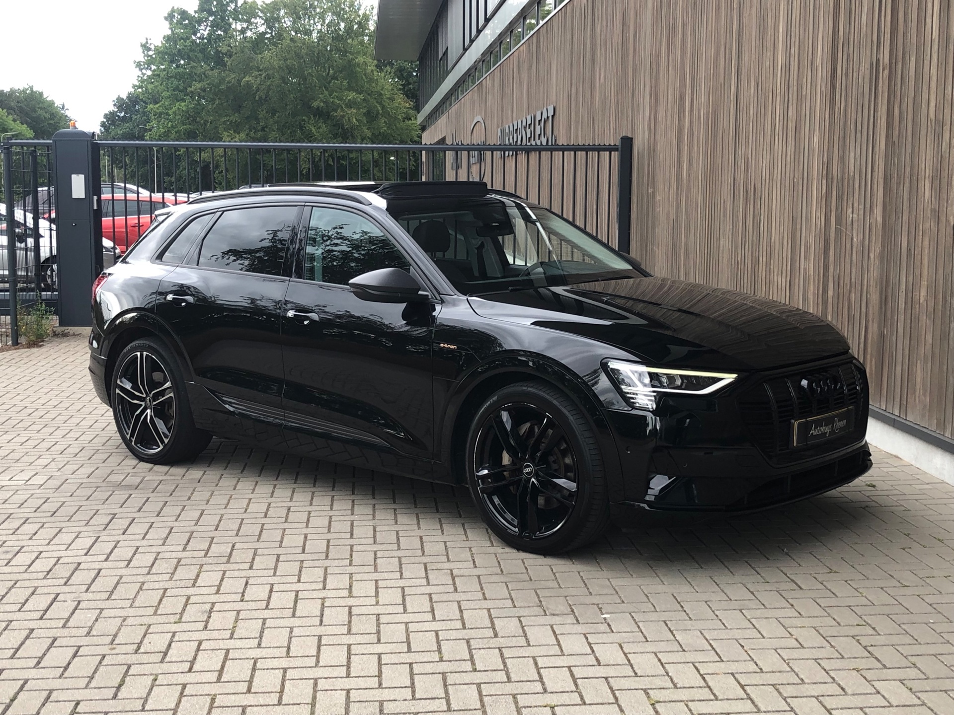Foto van Audi E-tron 50