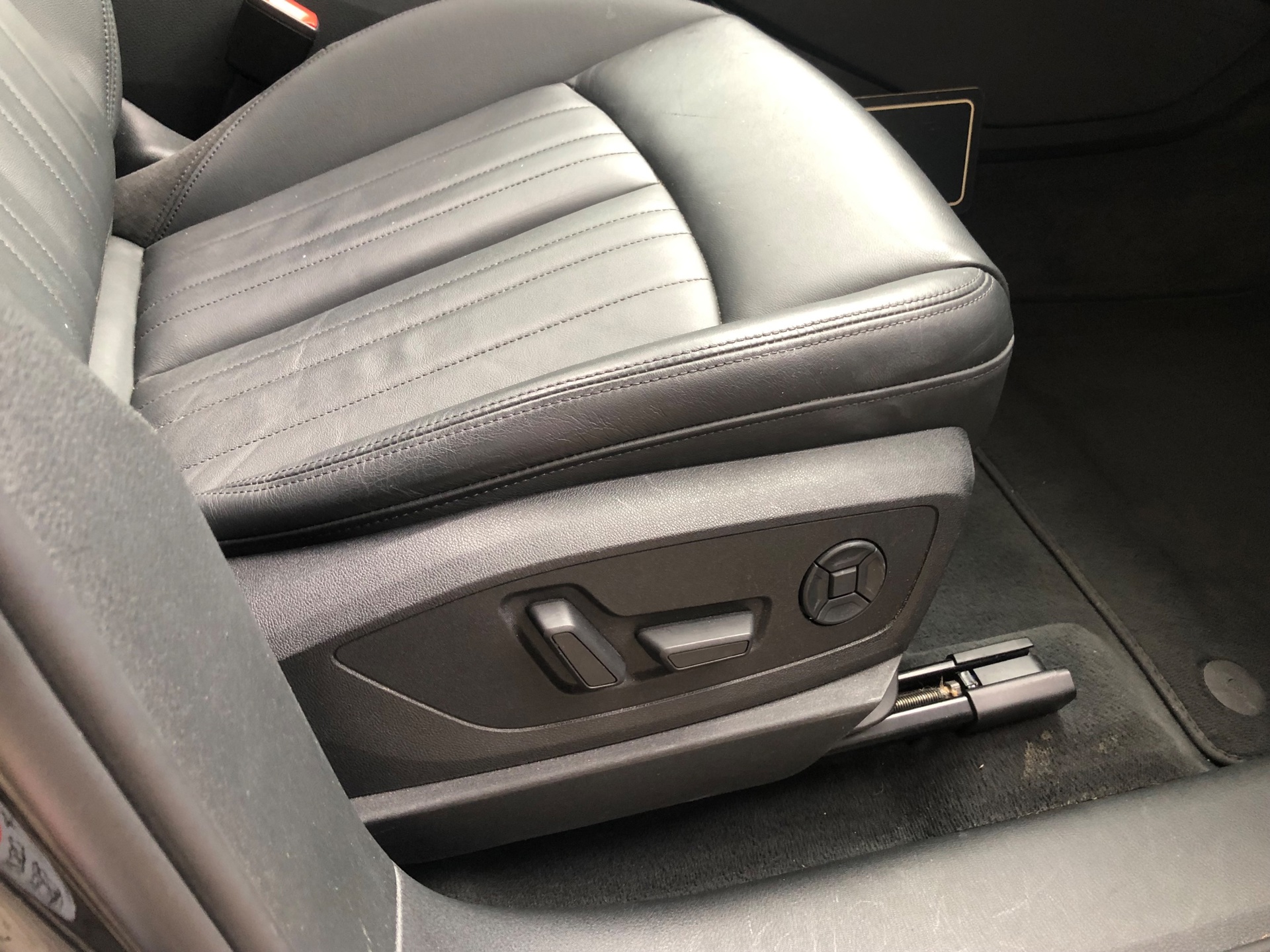 Foto van Audi E-tron 50