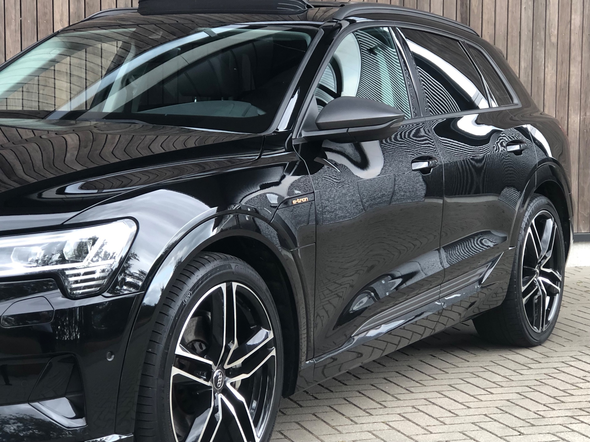 Foto van Audi E-tron 50