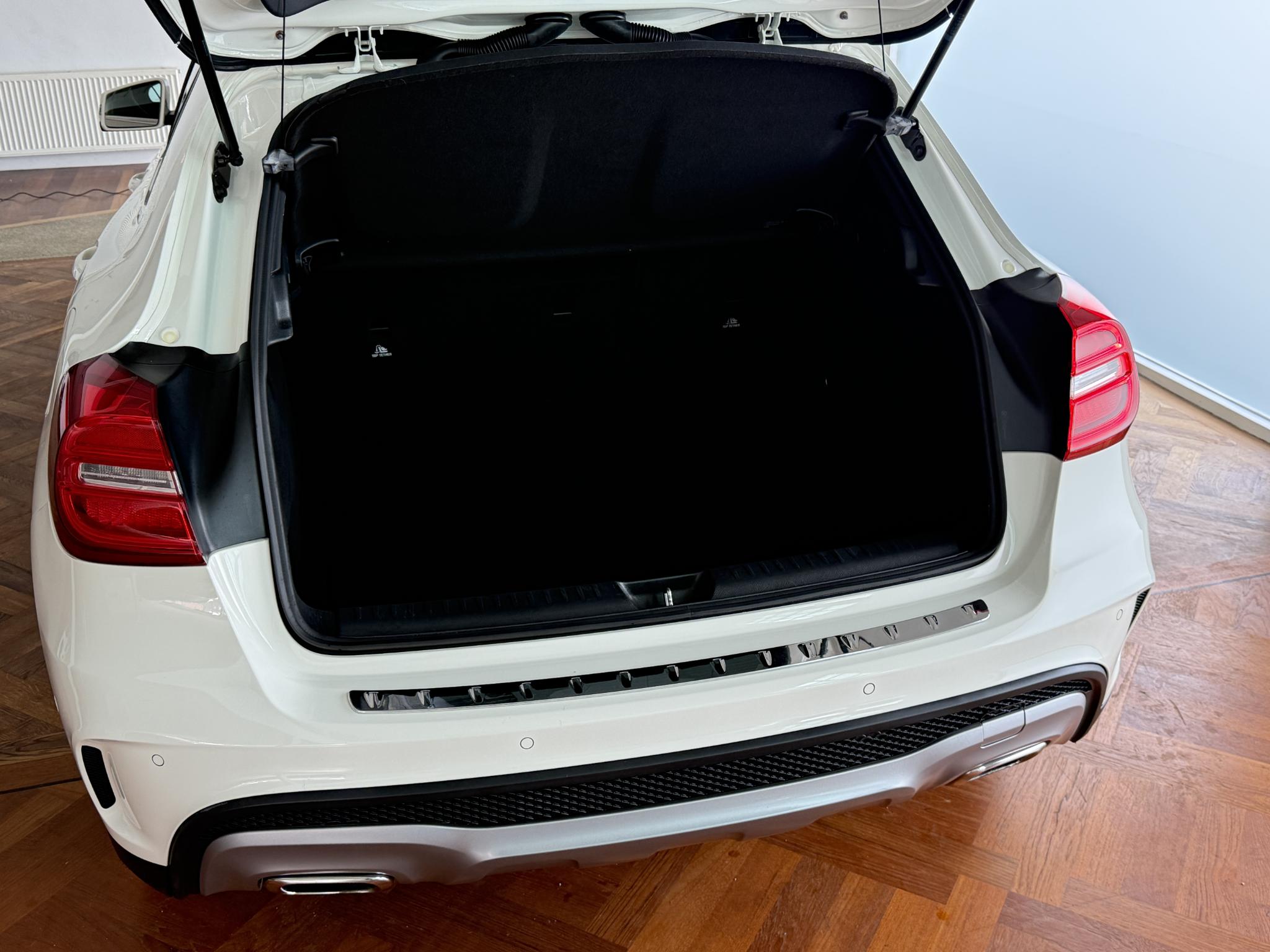 Foto van Mercedes-Benz Gla 200