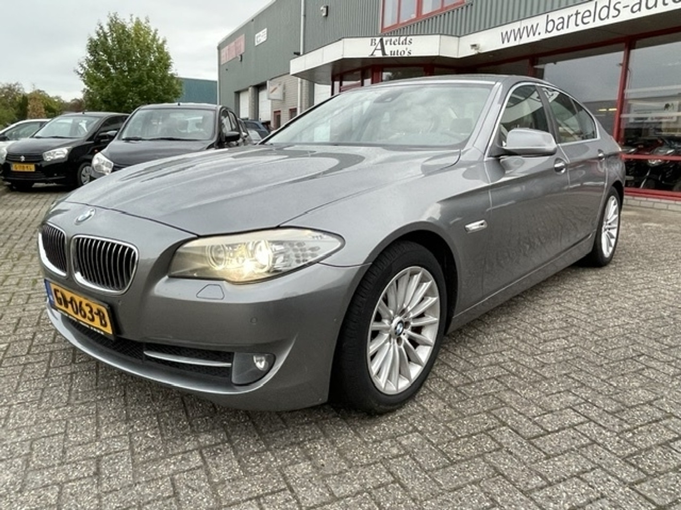 BMW 5er Reihe 525d High Executive 2010 - voorkant