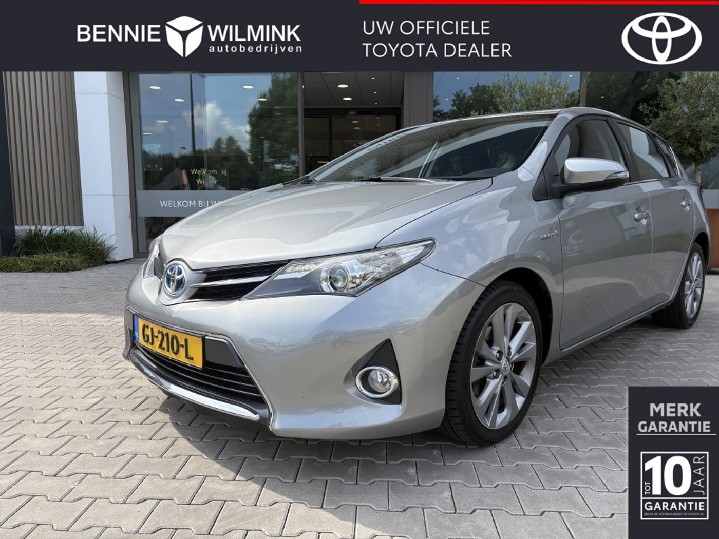 Toyota Toyota Auris 1.8 Hybrid Aspiration | LM Velgen | Camera 2013 - voorkant