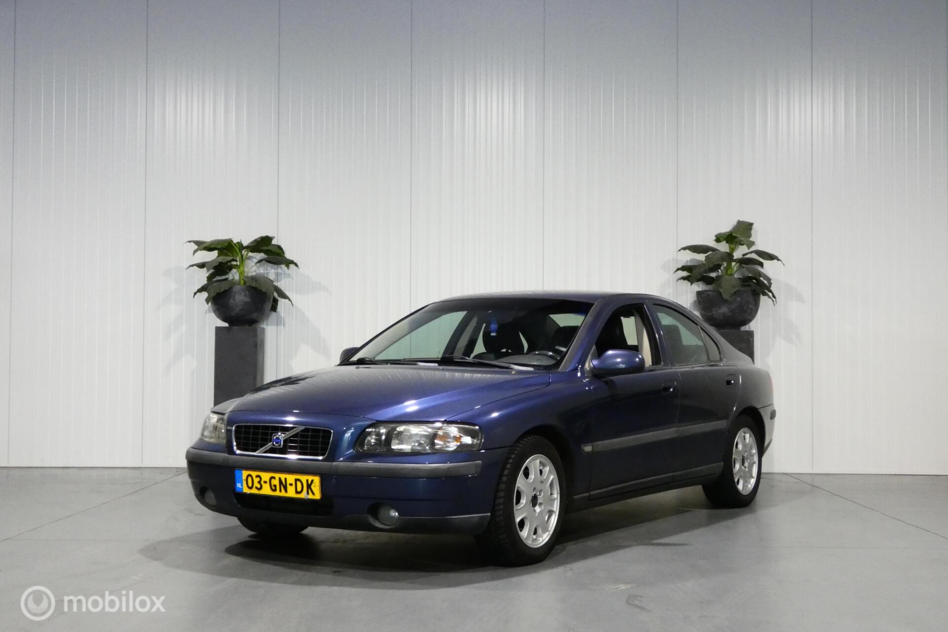 Volvo S60 2.4 Edition automaat airco apk 2001 - voorkant