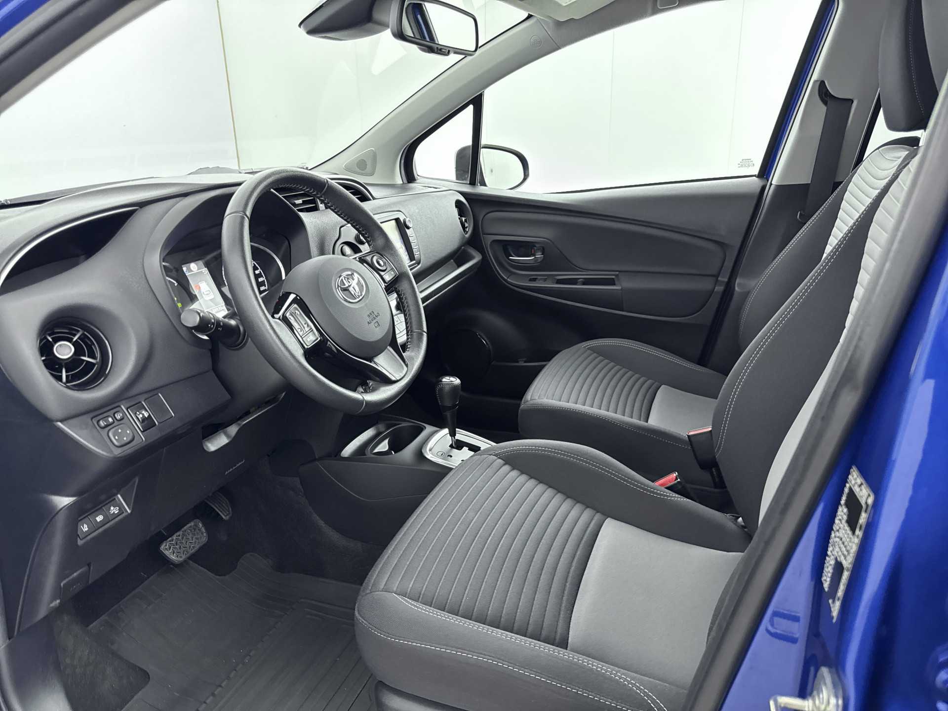 Foto van Toyota Toyota Yaris Hybrid