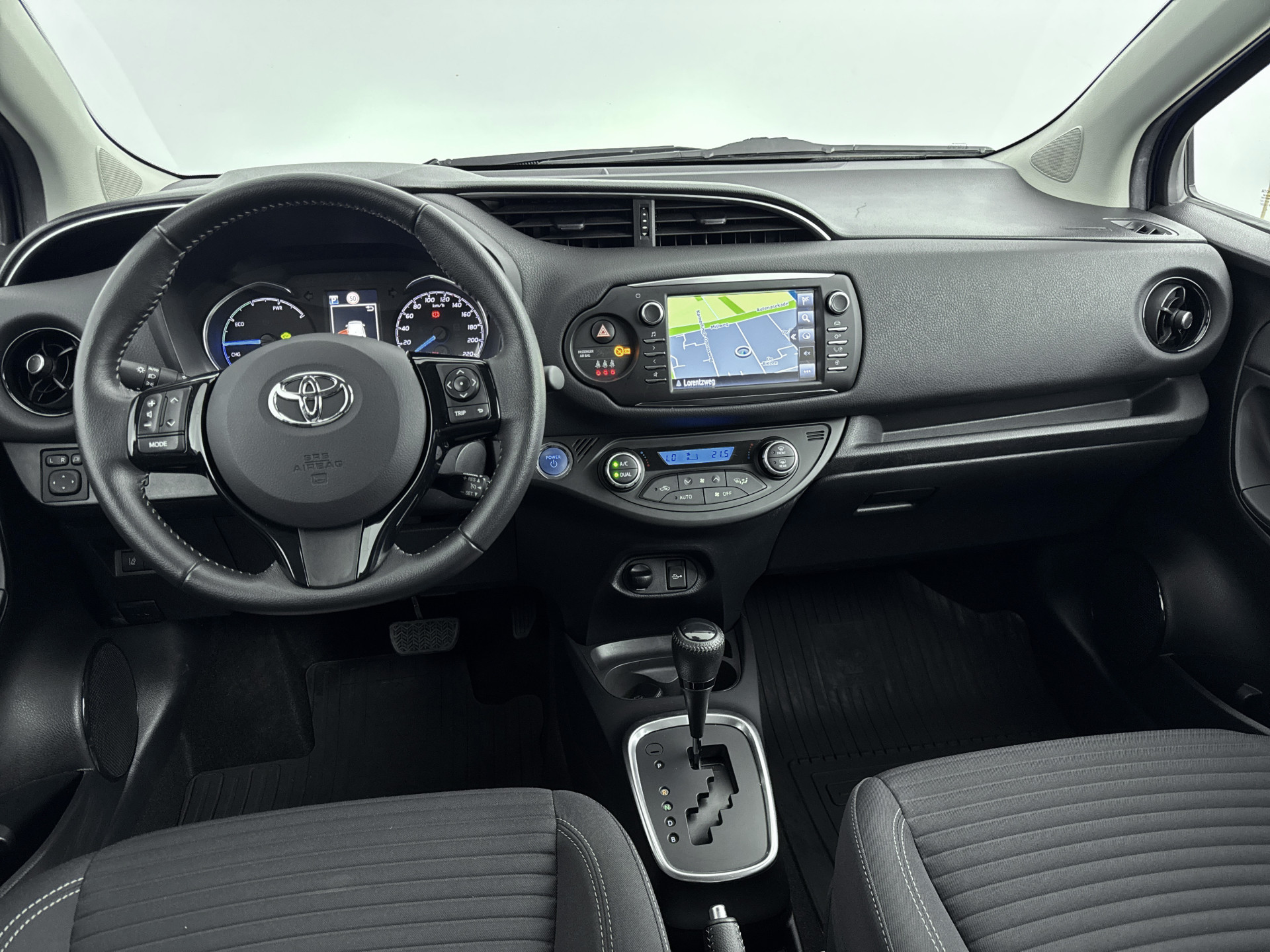Foto van Toyota Toyota Yaris Hybrid