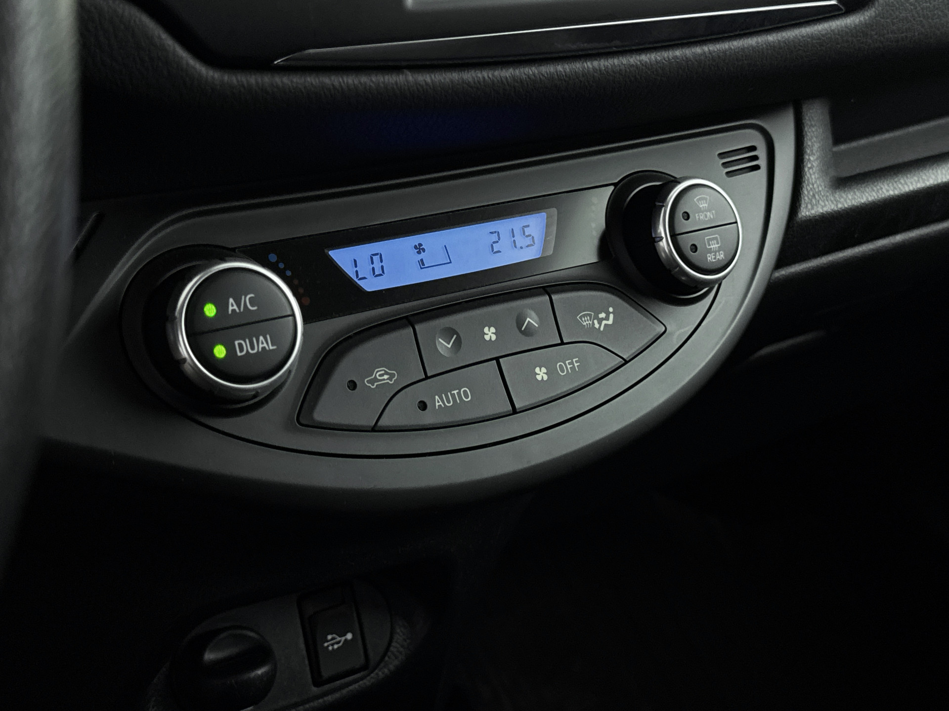 Foto van Toyota Toyota Yaris Hybrid