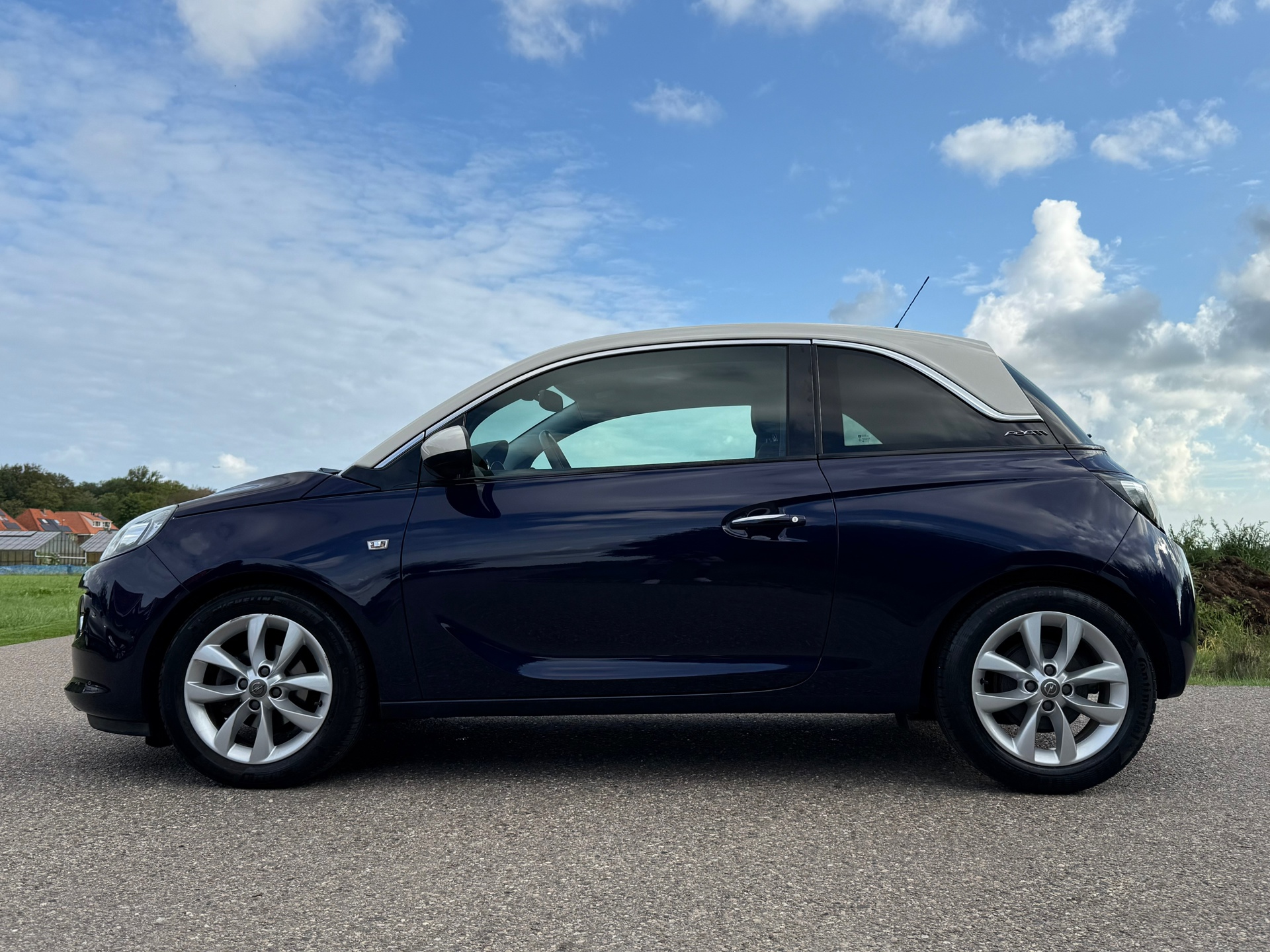 Foto van Opel Adam