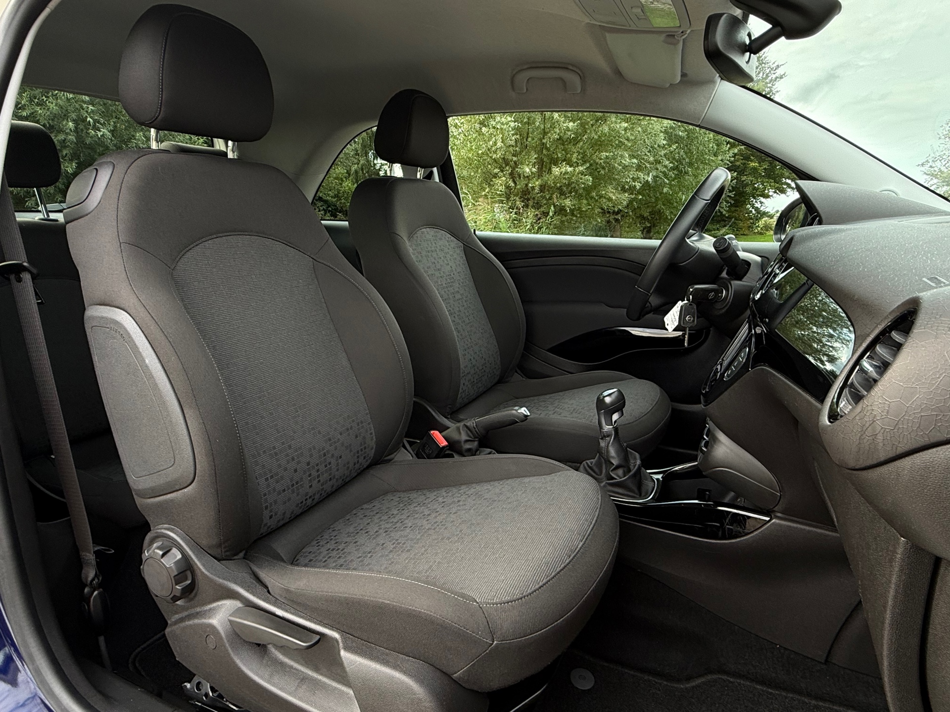 Foto van Opel Adam
