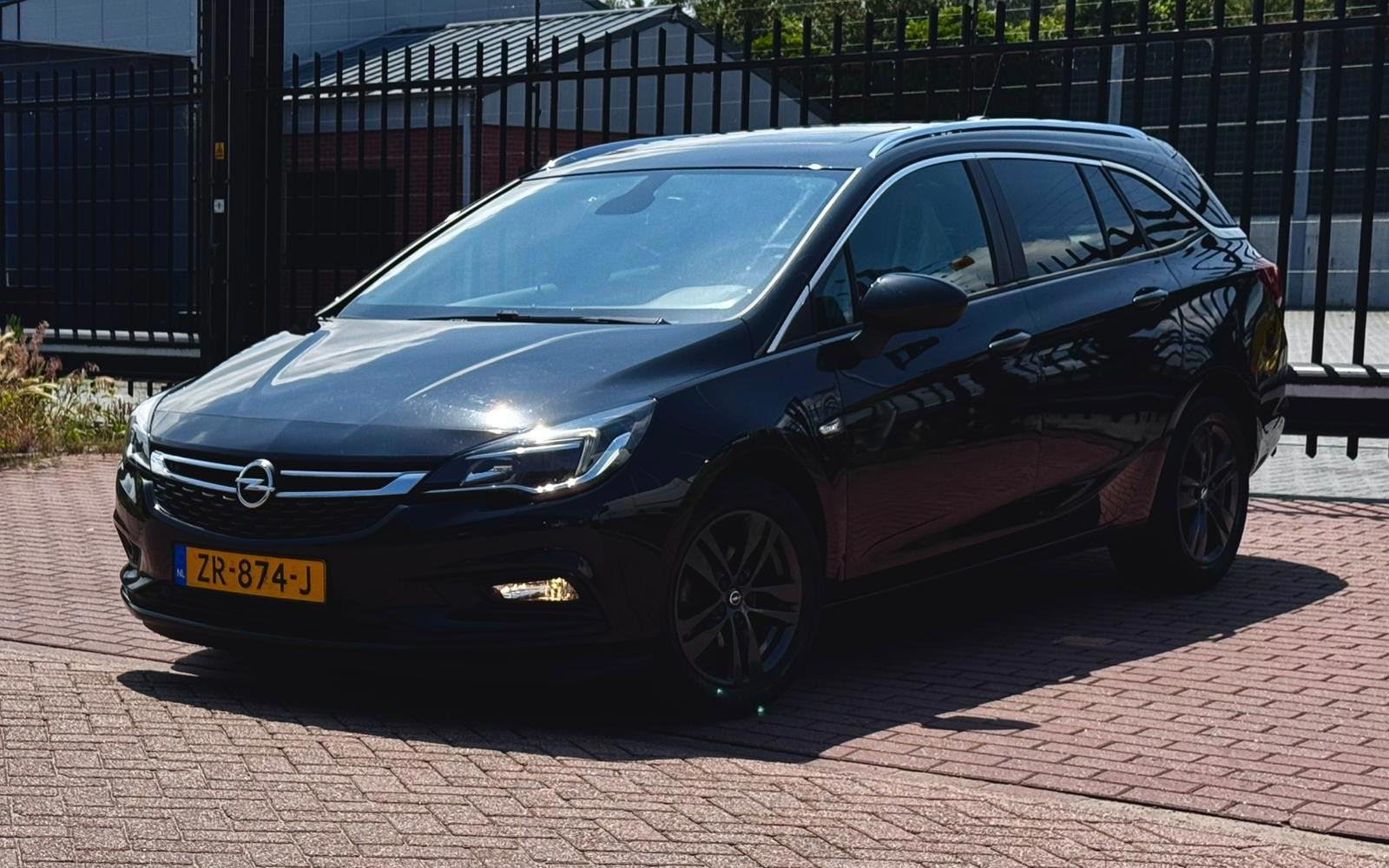 Foto van Opel Astra Sports Tourer