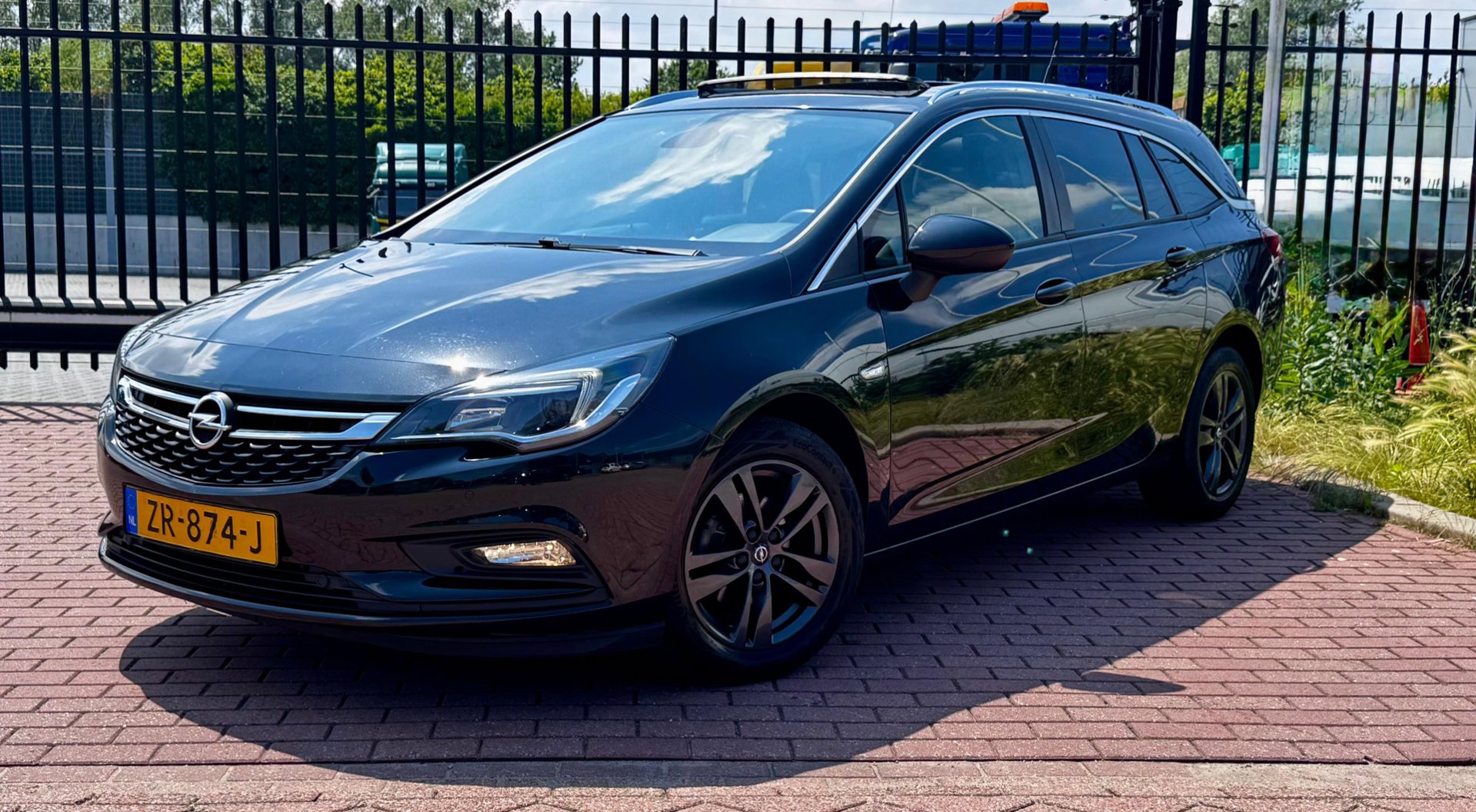 Foto van Opel Astra Sports Tourer