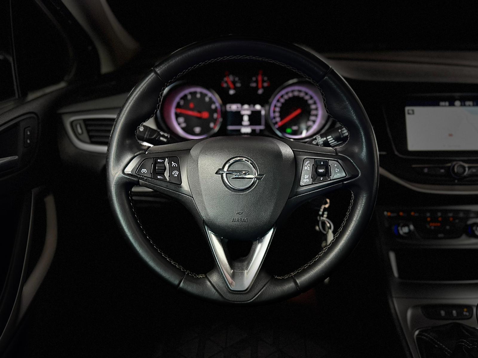 Foto van Opel Astra Sports Tourer
