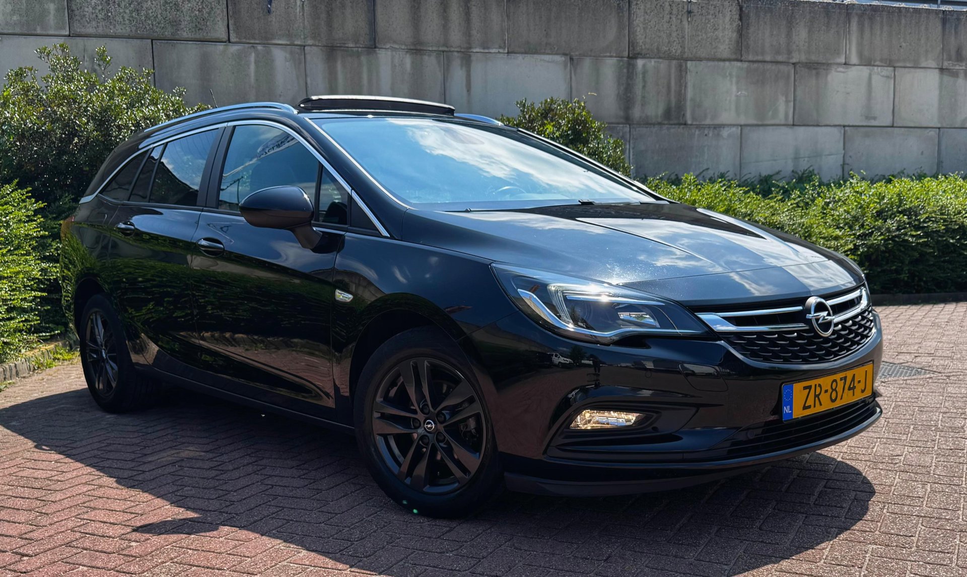 Foto van Opel Astra Sports Tourer