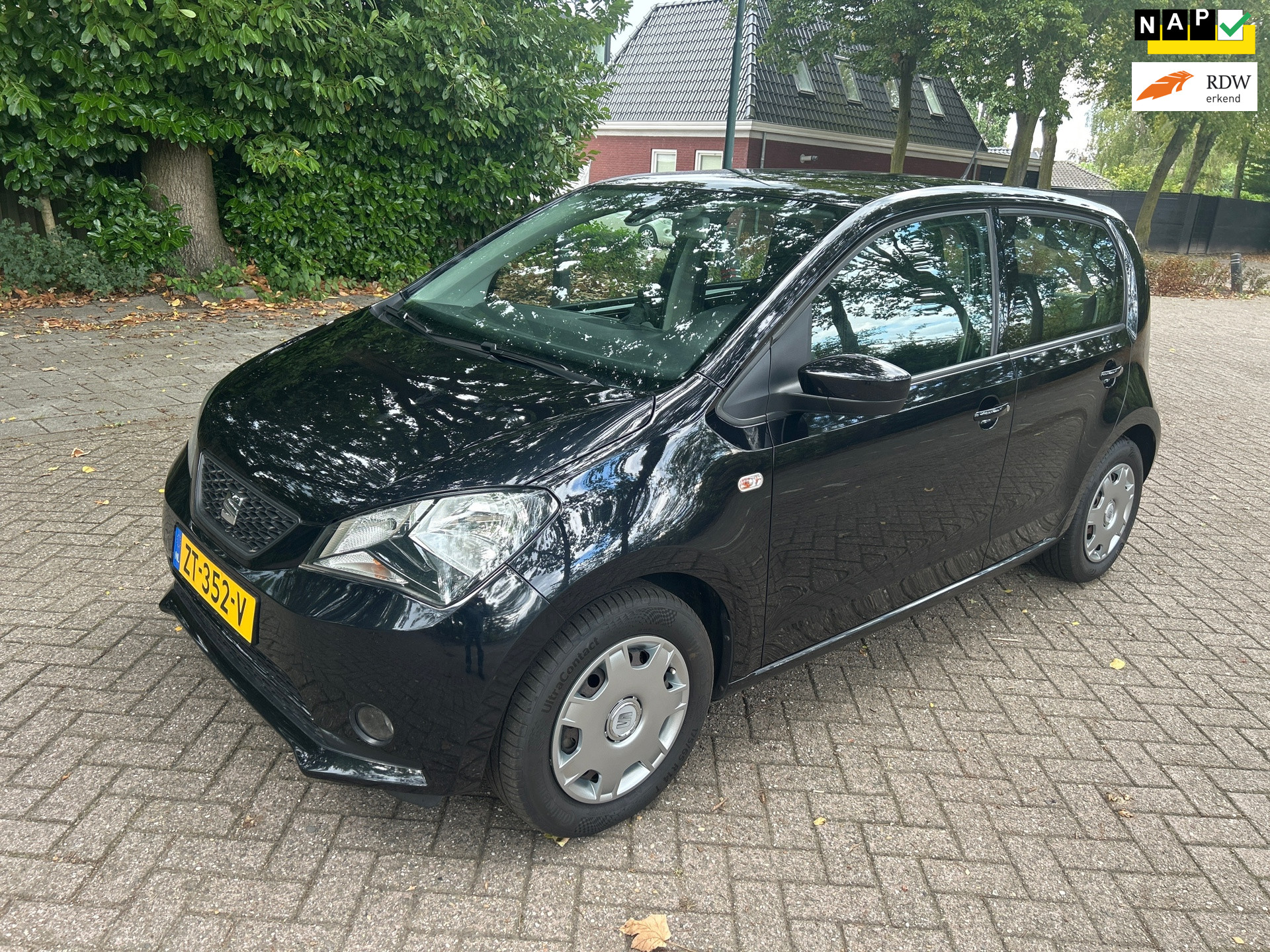 Seat Mii 1.0 Style Intense NAP 2019 - voorkant