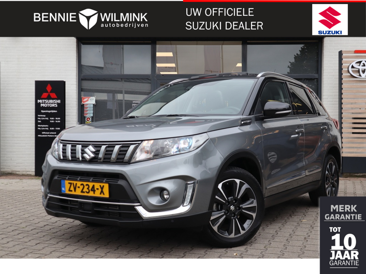 Suzuki Vitara 1.4 BoosterJet Stijl Automaat Trekhaak | Pano Dak | Carplay | Adaptive Cruise 2019 - voorkant